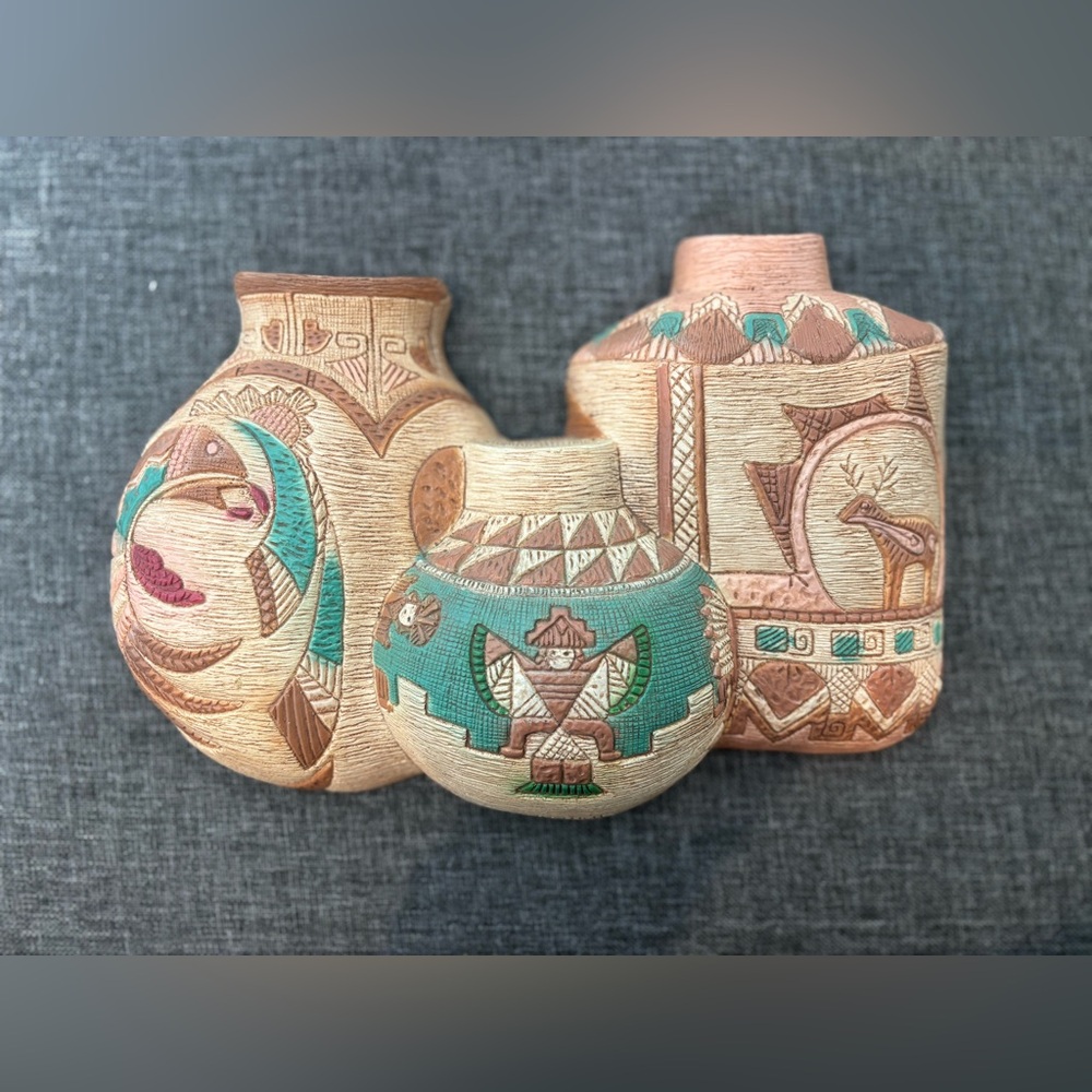 Frankies Designs 1990 Western Pottery wall decoration